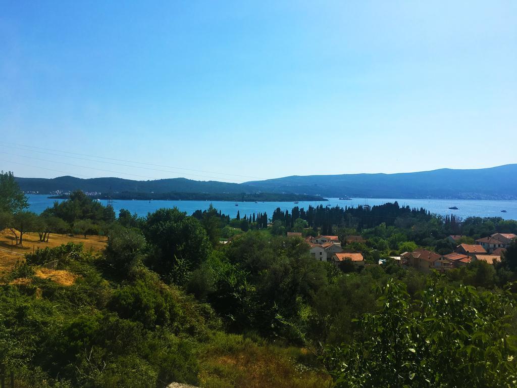 Milmaris Apartments Tivat Exterior foto